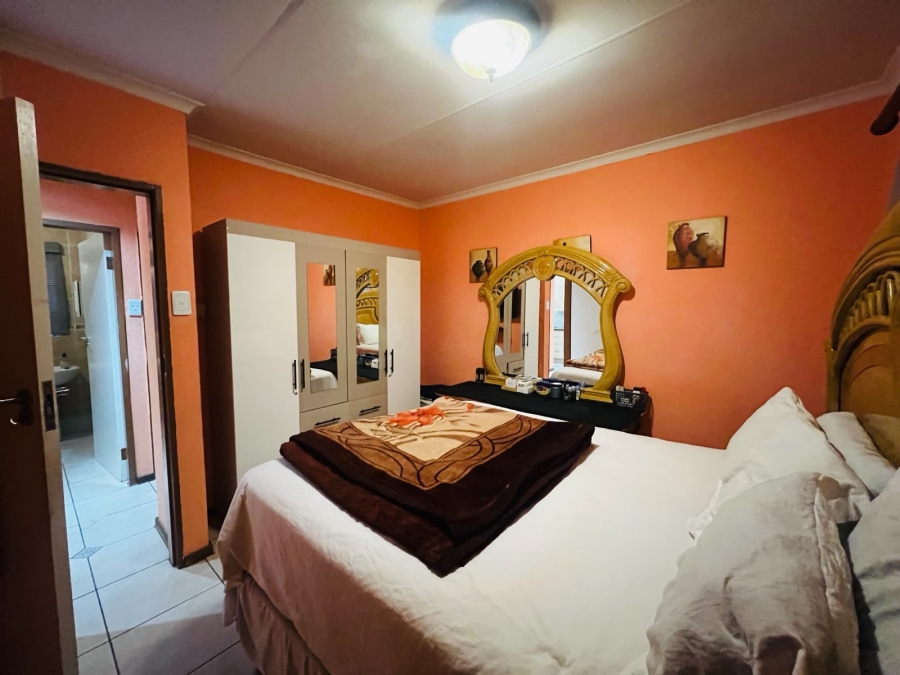 3 Bedroom Property for Sale in Tlhabane West North West